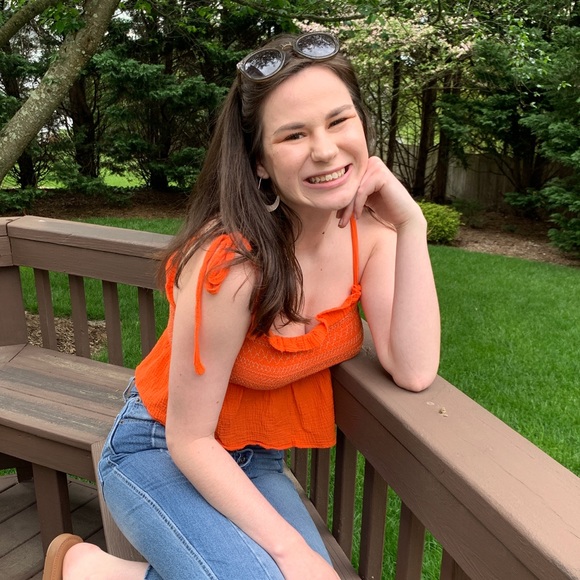 Meet your Posher, Emma - Picture 2 of 5